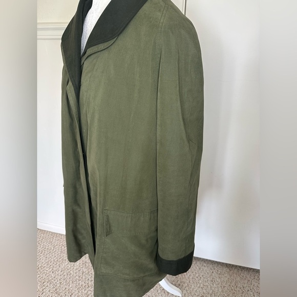 Gallery Green Jacket with Plush Collar and Classic Design XL - Picture 5 of 8